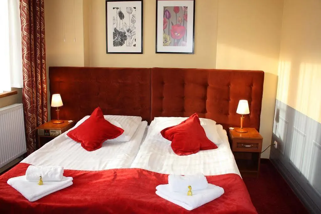Rezydencja Classic Guest House Karpacz Oda ve Kahvaltı